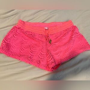 Lilly Pulitzer hot pink shorts size extra large